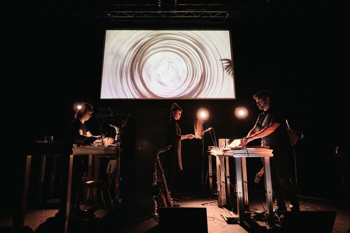 JEUNE PUBLIC : MINUIT, Le Douze, Cergy
