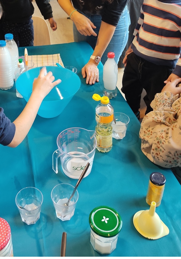 * Jeux et expériences scientifiques, Médiathèque Hélène Oudoux, Massy