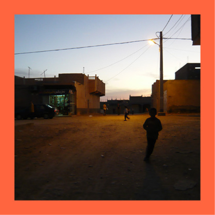 JUSTE AU DESSUS DU SILENCE · Yasmine Youcef · MONDE·S#3 Le Garage
