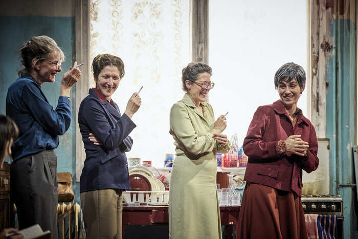 La guerre n&rsquo;a pas un visage de femme, tnba – Théâtre national de Bordeaux Aquitaine, Bordeaux