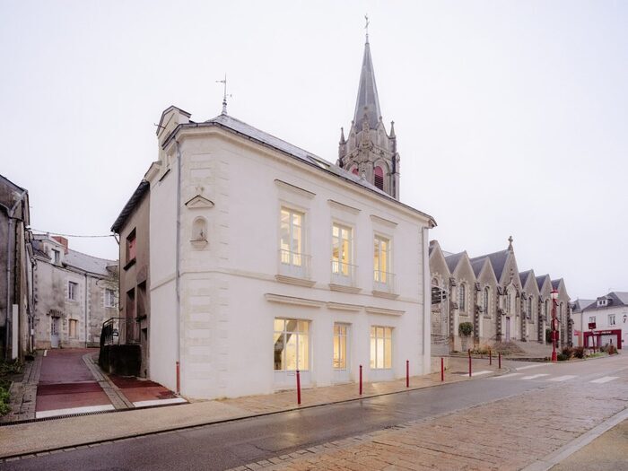 La réhabilitation d’une ancienne épicerie La réhabilitation d’une ancienne épicerie Sucé-sur-Erdre