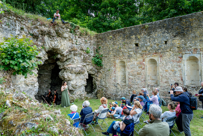 La symphonie des roches Domaine de Méréville Le Mérévillois