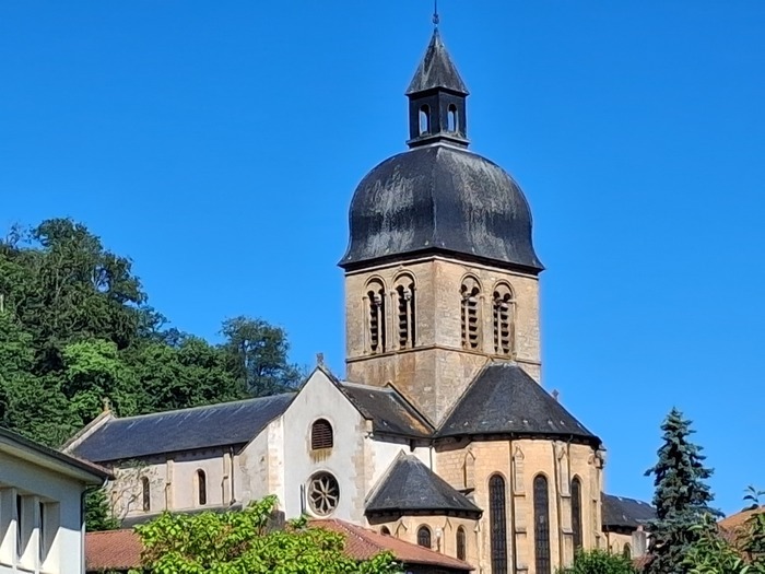 L'abbaye de Gorze au fil des siècles Eglise abbatiale Gorze