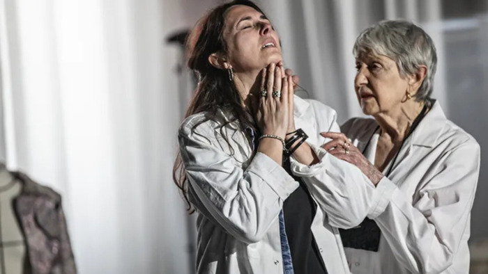LACRIMA | Caroline Guiela Nguyen, Espace Cirque d&rsquo;Antony (L&rsquo;Azimut), Antony