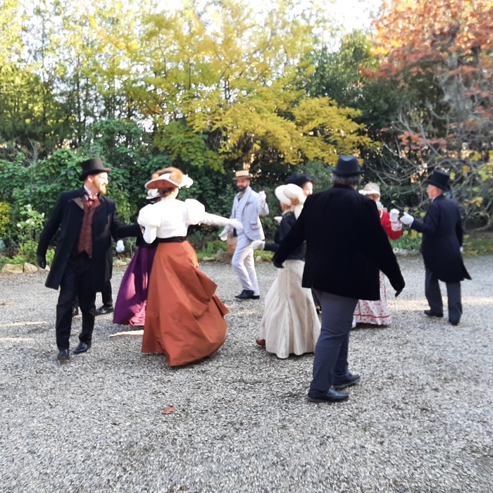 Le bal Tabarin : démonstration de danses des années 1900. Kiosque Bosc Montpellier