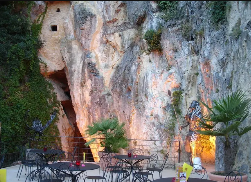 Le Café Théâtre Côté Rocher fait sa guinguette ! Spectacle en extérieur Rocamadour