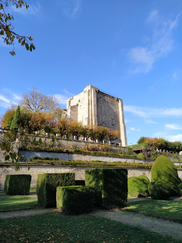 Le Donjon de Moret, visite d’une ancienne Demeure Royale, Le Donjon de Moret sur Loing, Moret-Loing-et-Orvanne