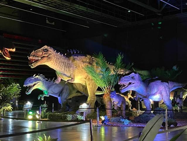 Le monde des dinosaures La Teste-de-Buch