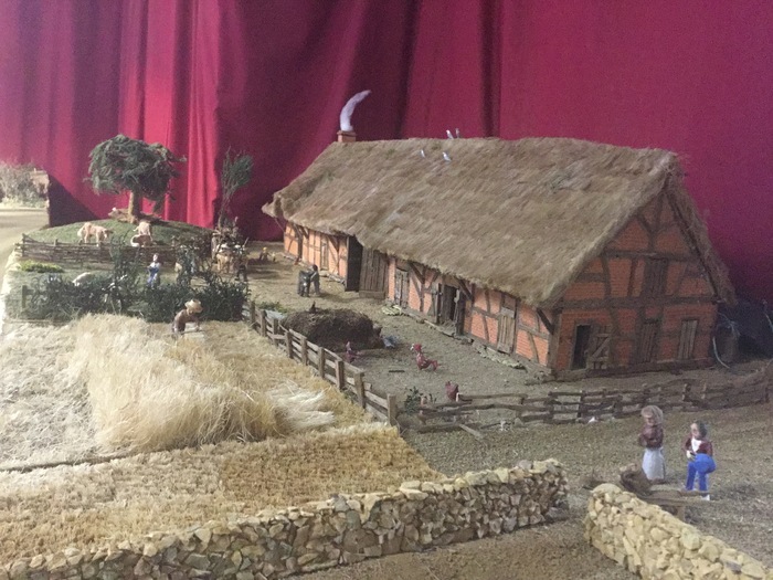 Le monde paysan miniaturisé, 10, ROUTE DE LA SEIGNEURIE 71140 MONT, Mont