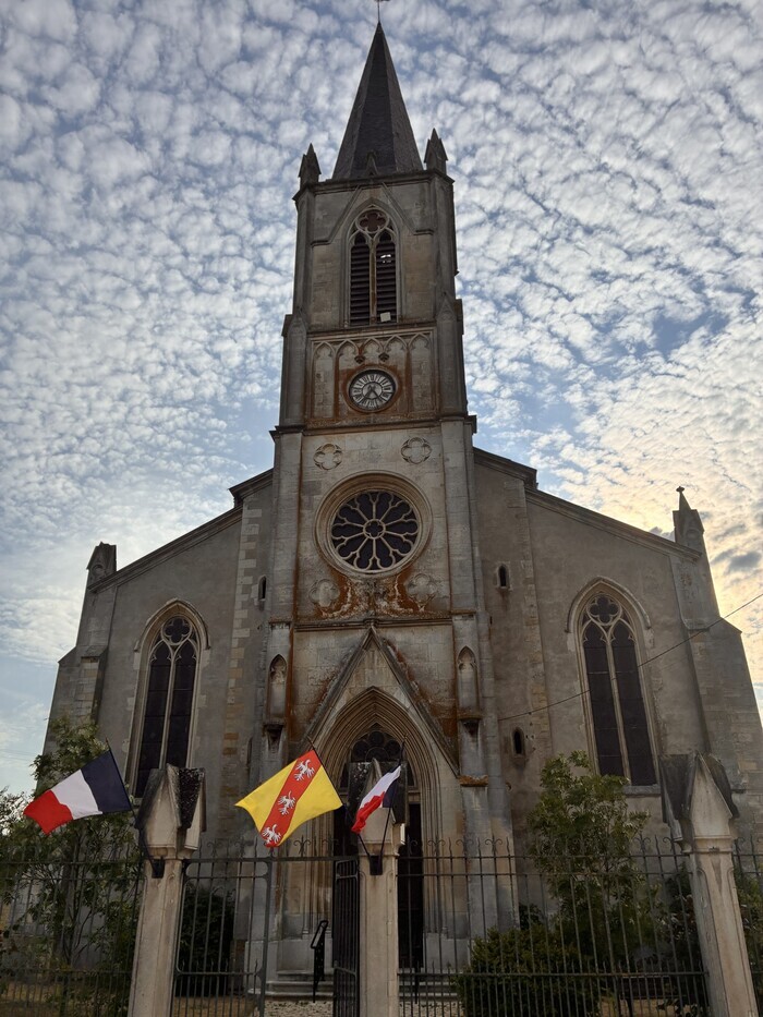 L&rsquo;église Saint-Georges et son patrimoine, Église Saint-Georges, Saizerais