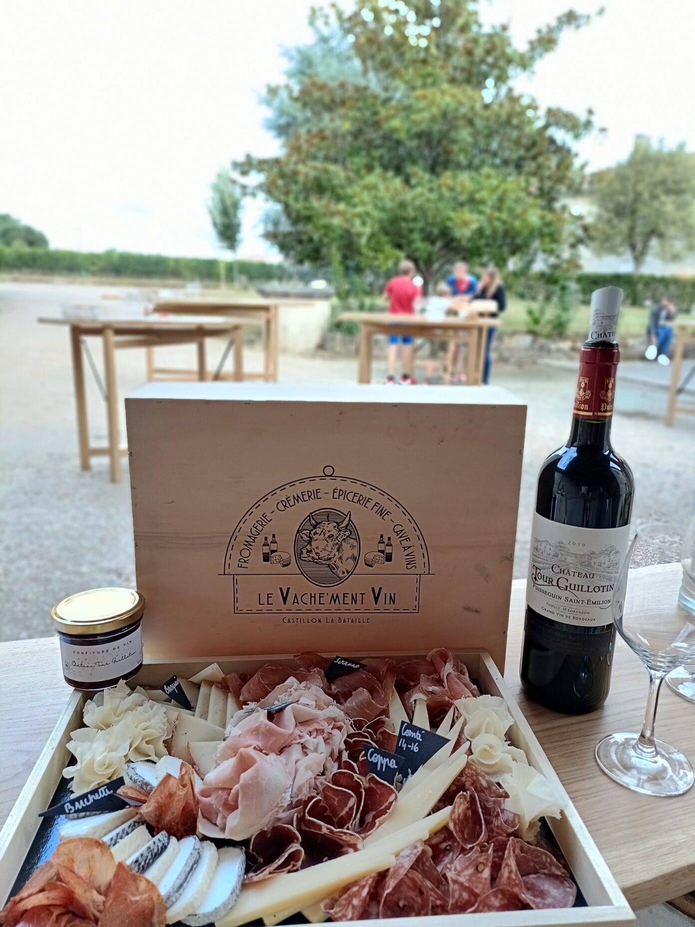 Les Apéros du Château Tour Guillotin Puisseguin