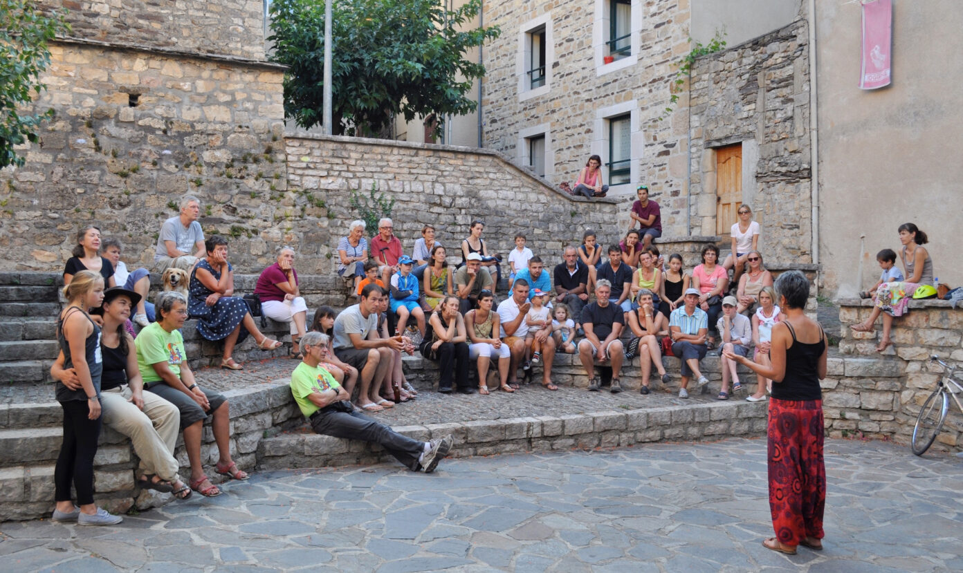 LES CONTES DE LA PLACE AU BEURRE  Florac Trois Rivières