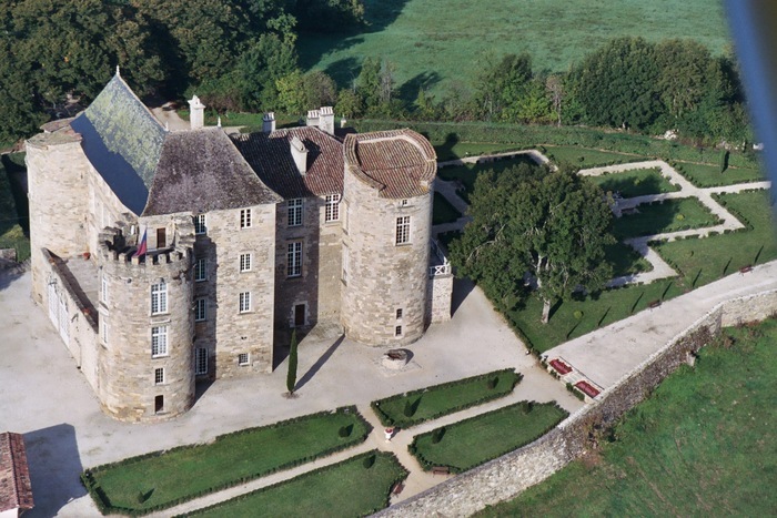 Les Jardins de la Reine Margot : une promenade entre nature et histoire, Château de la Reine Margot, Saint-Projet