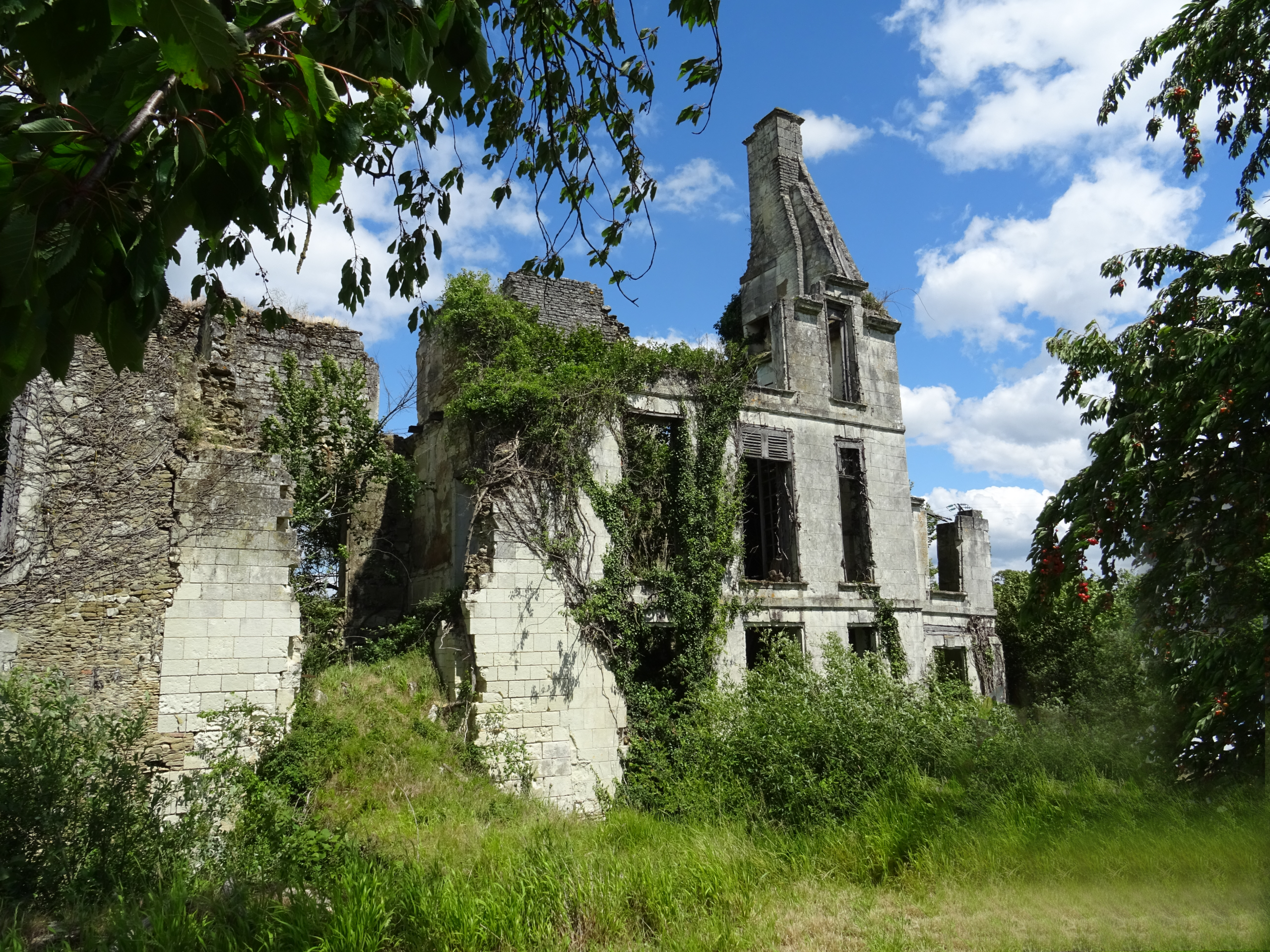 Les visites d'Anthony le château et la chapelle de Marçay La chapelle de Marçay Chouppes 2026-08-30