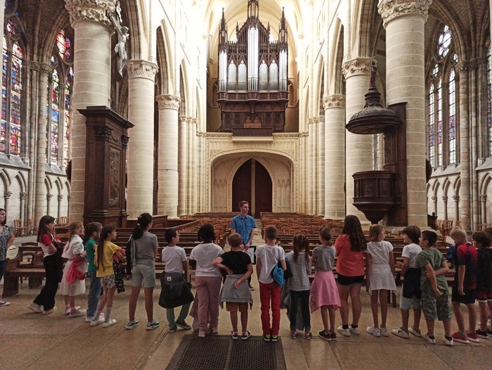 « Levez les yeux ! » à la cathédrale de Châlons-en-Champagne, Cathédrale Saint-Etienne, Châlons-en-Champagne