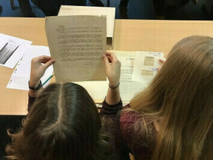 Levez les yeux ! Visite guidée : dans les petits papiers des archives, Archives départementales du Calvados, Caen