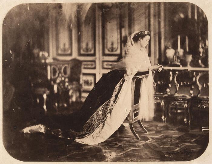 L’impératrice Eugénie en robe à pois Château de Compiègne Compiègne