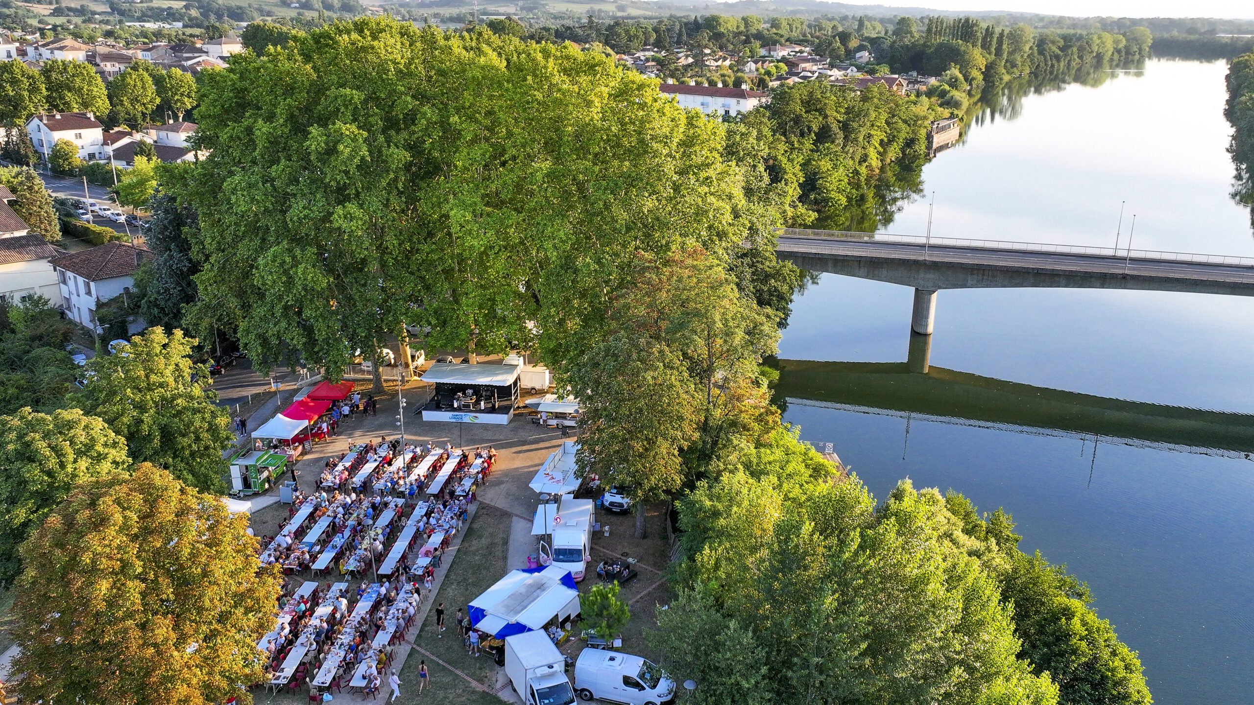 Marché Gourmand de Sainte-Livrade 2026 13 Avenue de Renac Sainte-Livrade-sur-Lot 2026-08-07