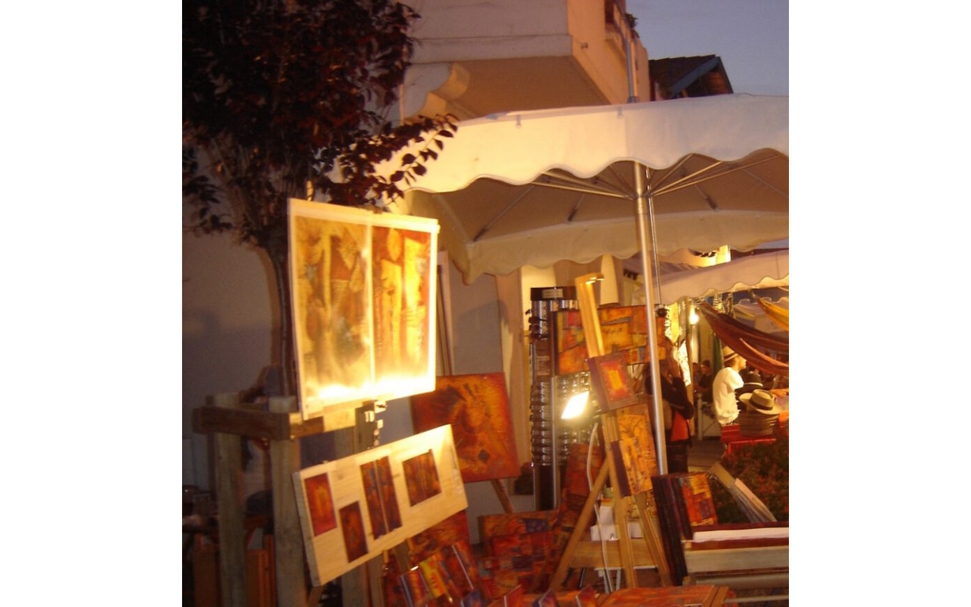 Marché nocturne Place du Fronton Guéthary