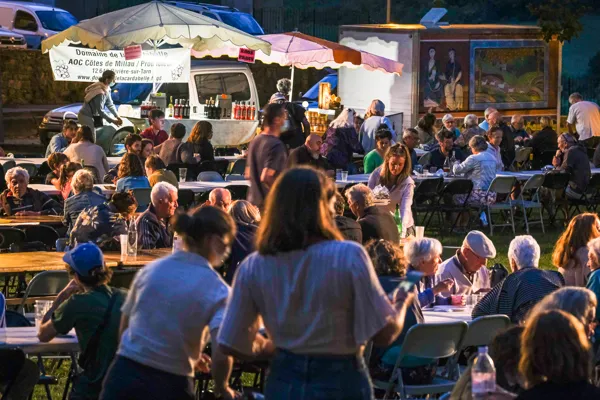 Marché nocturne Nant