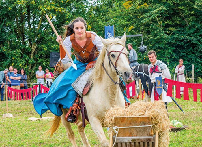 Médiévales Roizéennes : le dimanche château de Coulon Roëzé-sur-Sarthe