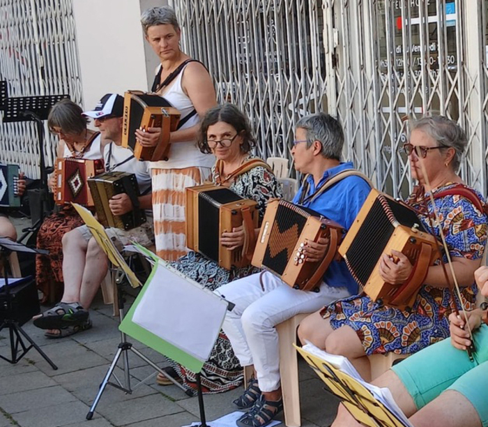 MUSIQUES ET CHANTS OCCITANS – animation musicale [Archives St-Gaudens] Archives départementales de la Haute-Garonne - Antenne du Comminges Saint-Gaudens