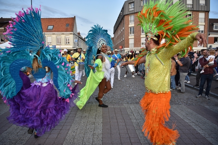 Parade, Place Jean Jaurès, Carvin