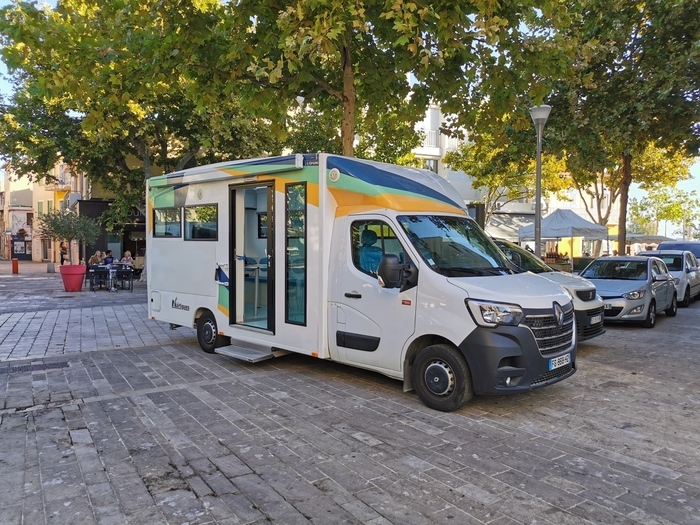 Permanence numérique au Marché de Jonquières, quai general leclerc, Martigues