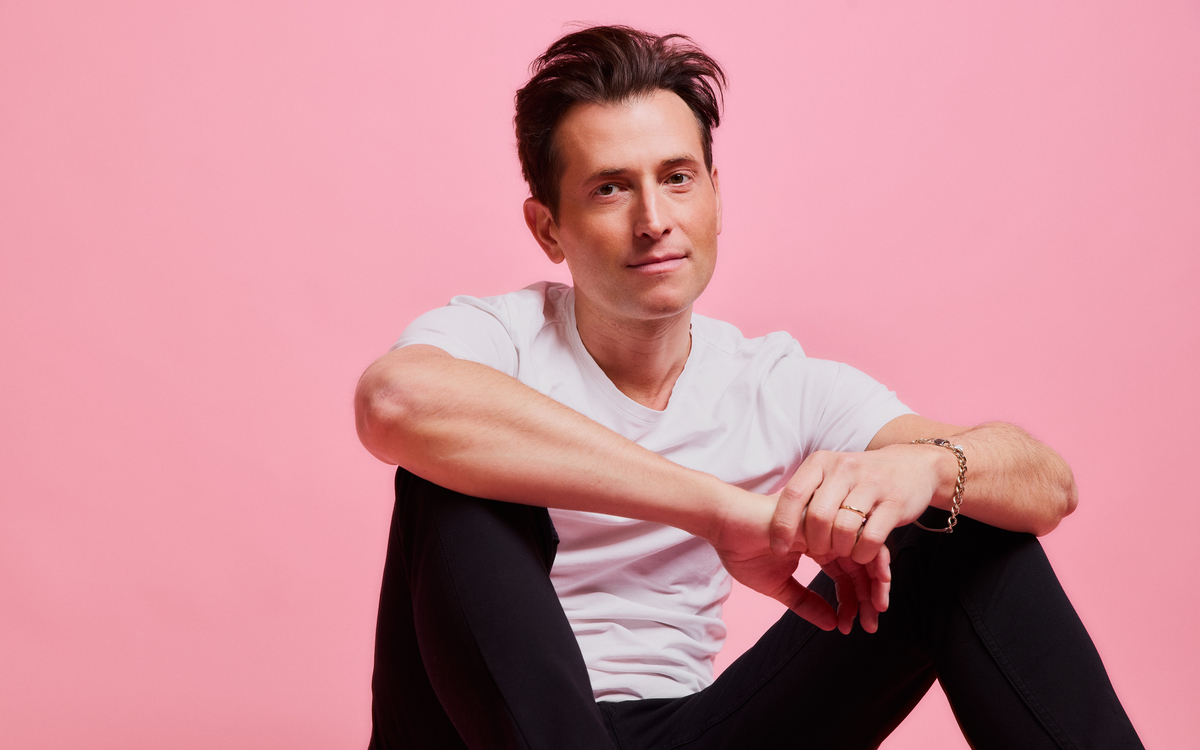 Peter Cincotti en showcase et séance de dédicaces à la Fnac des Ternes Fnac des Ternes Paris