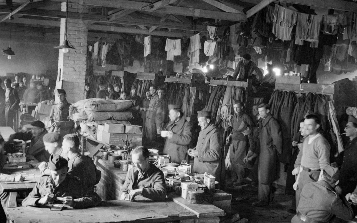 Photographier la captivité : histoire et mémoire(s) des camps de prisonniers de la Seconde Guerre mondiale Mémorial de la Shoah de Drancy Drancy