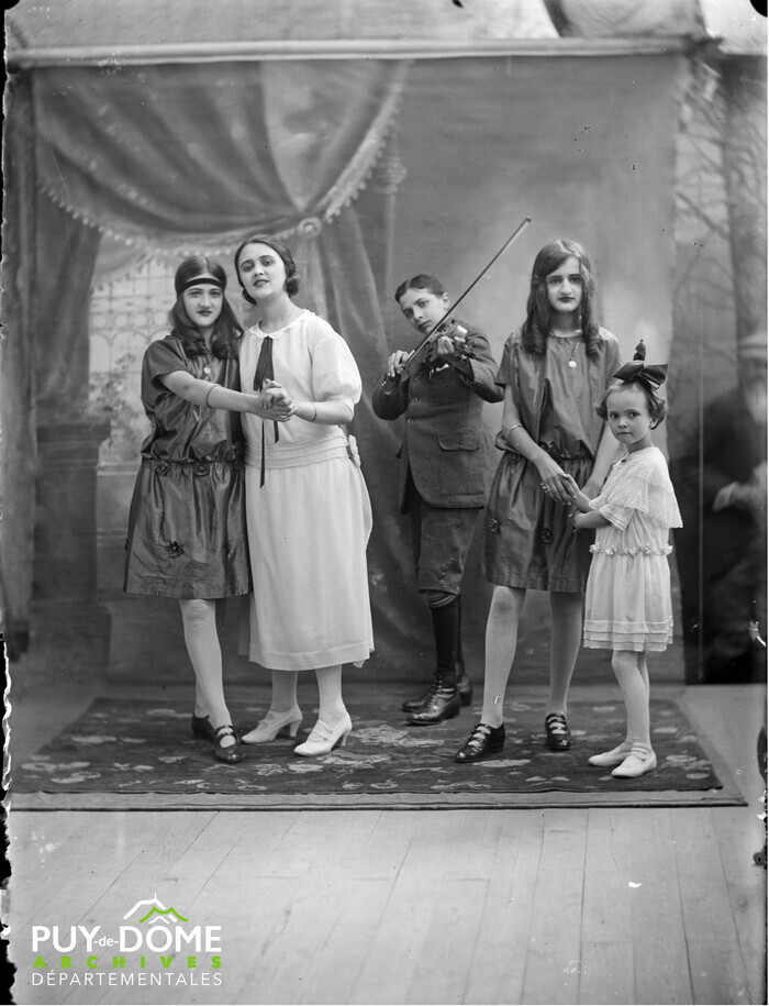 Portraits ! Visages de puydômois dans les collections photographiques des Archives du Puy-de-Dôme Archives départementales du Puy-de-Dôme Clermont-Ferrand