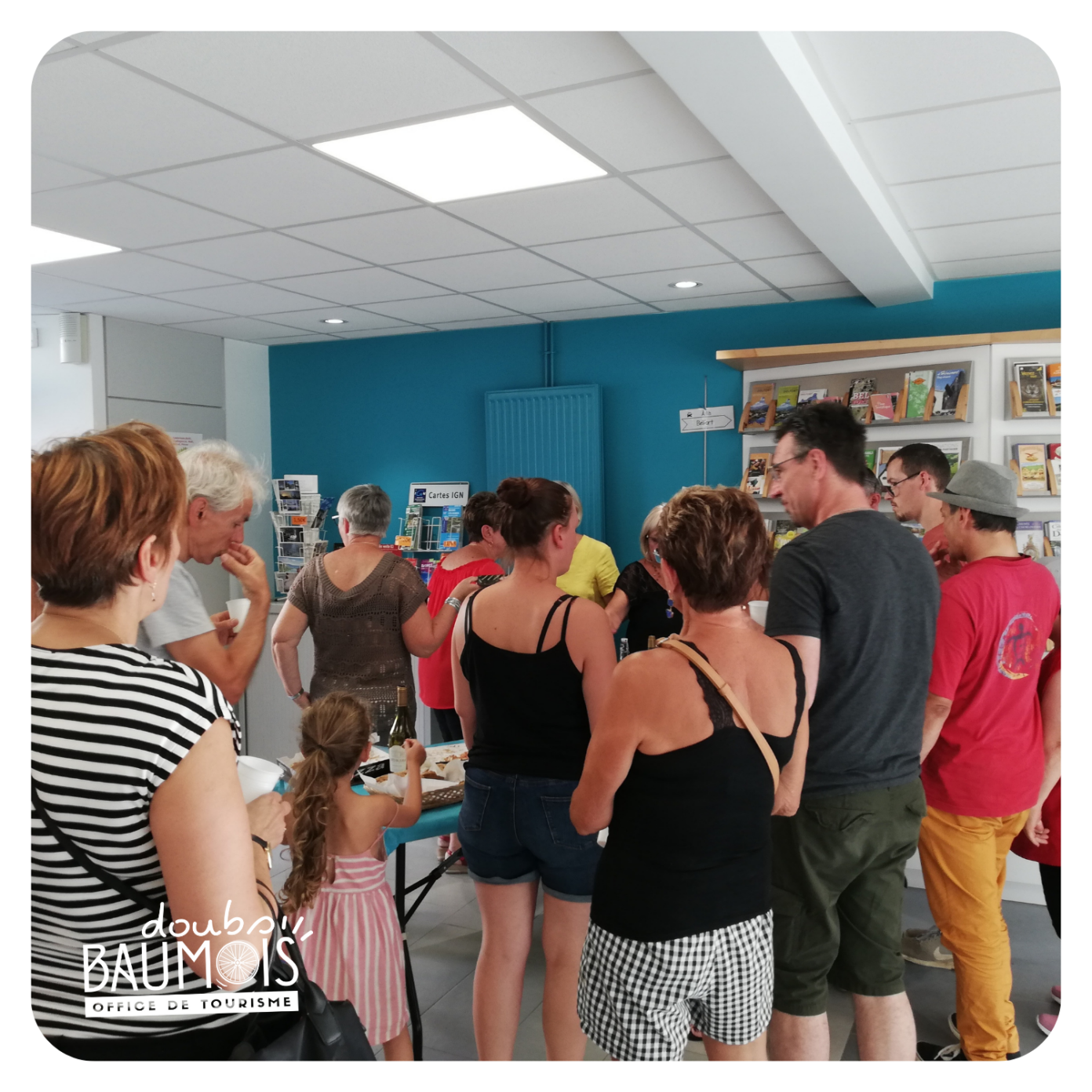 Pots d&rsquo;accueil pour les touristes Place de la République Baume-les-Dames