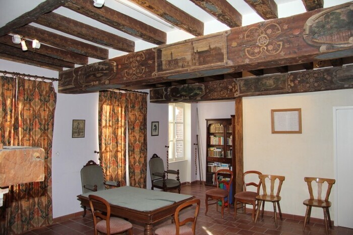 Poutres de l’ancien presbytère, Ancien presbytère, Vouzon