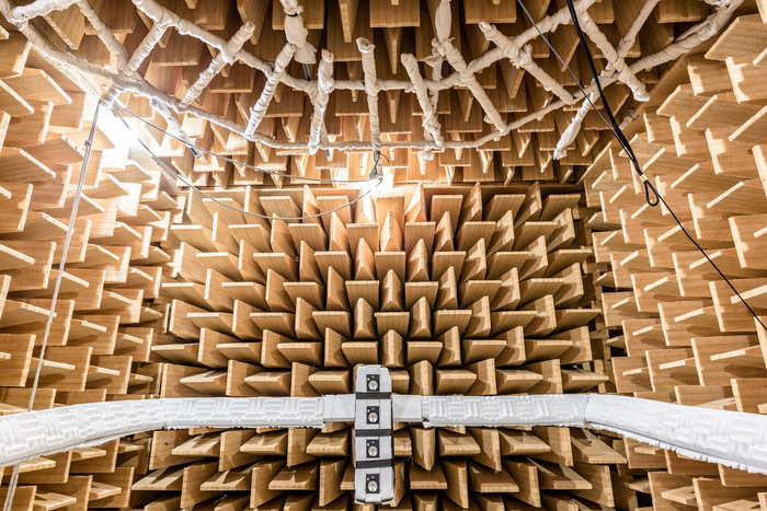 Présentation de la chambre anéchoïque Ircam Paris