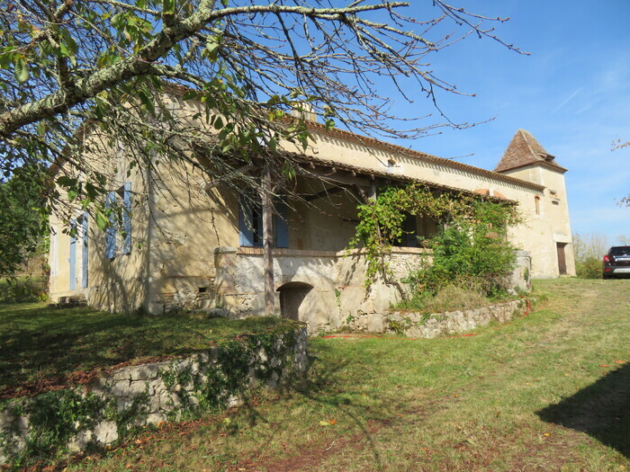 Promenade patrimoniale de Saint-Vivien à Monségur et Montastruc, Commune Saint-Vivien de Monségur, Saint-Vivien-de-Monségur