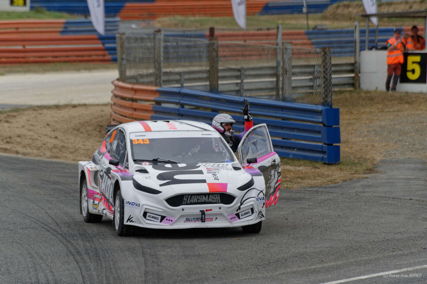 Etienne "MOUSTACHE" sur la FORD Fiesta N°343 au Rallycross de Kerlabo 2026