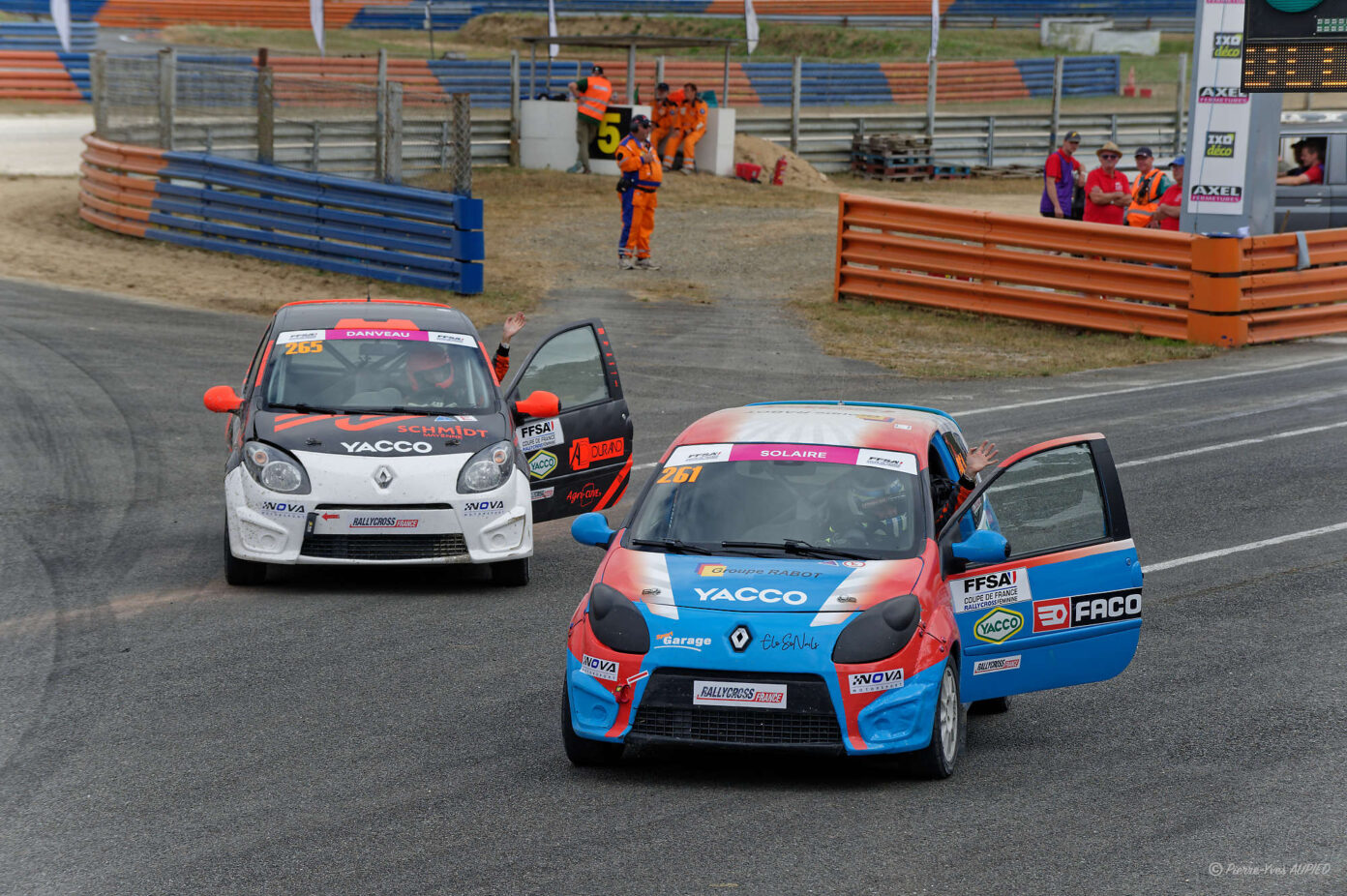 Chloé DANVEAU sur la RENAULT Twingo R1 RX N°265 au Rallycross de Kerlabo 2026