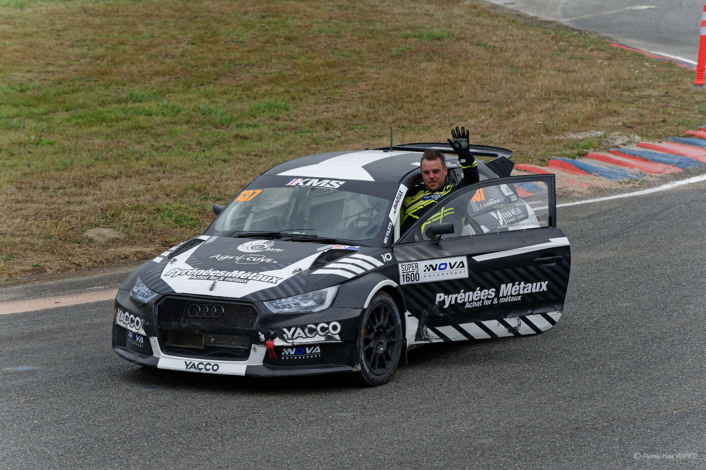 Jimmy TERPEREAU sur la AUDI A1 S1600 N°137 au Rallycross de Kerlabo 2026
