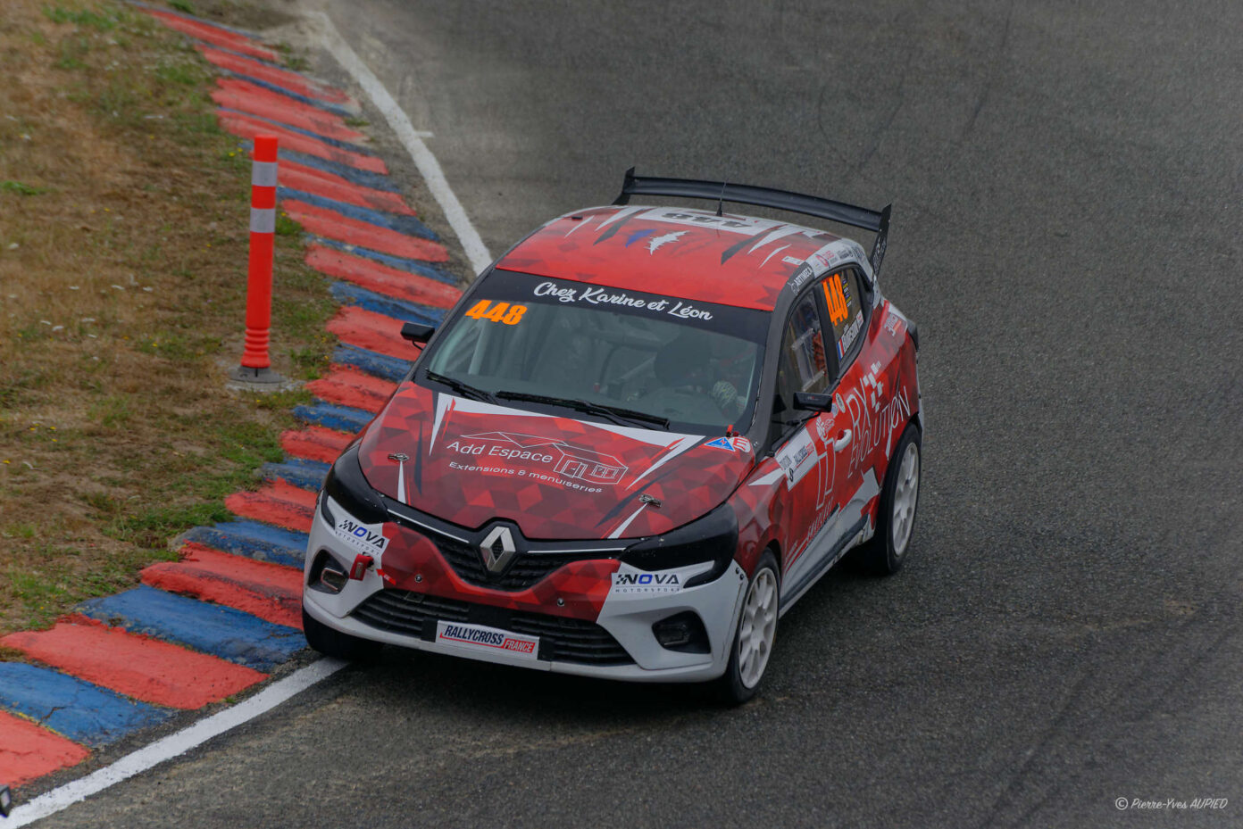 Jules BURSON sur la RENAULT Clio V F2000 N°448 au Rallycross de Kerlabo 2026