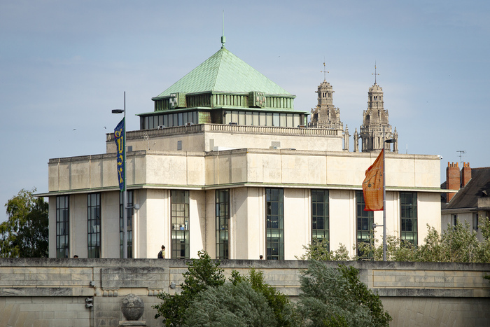 Réalité virtuelle spéciale patrimoine Bibliothèque Centrale Tours