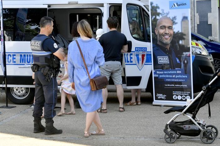 Rencontre avec la police municipale Marché des Américains Nantes