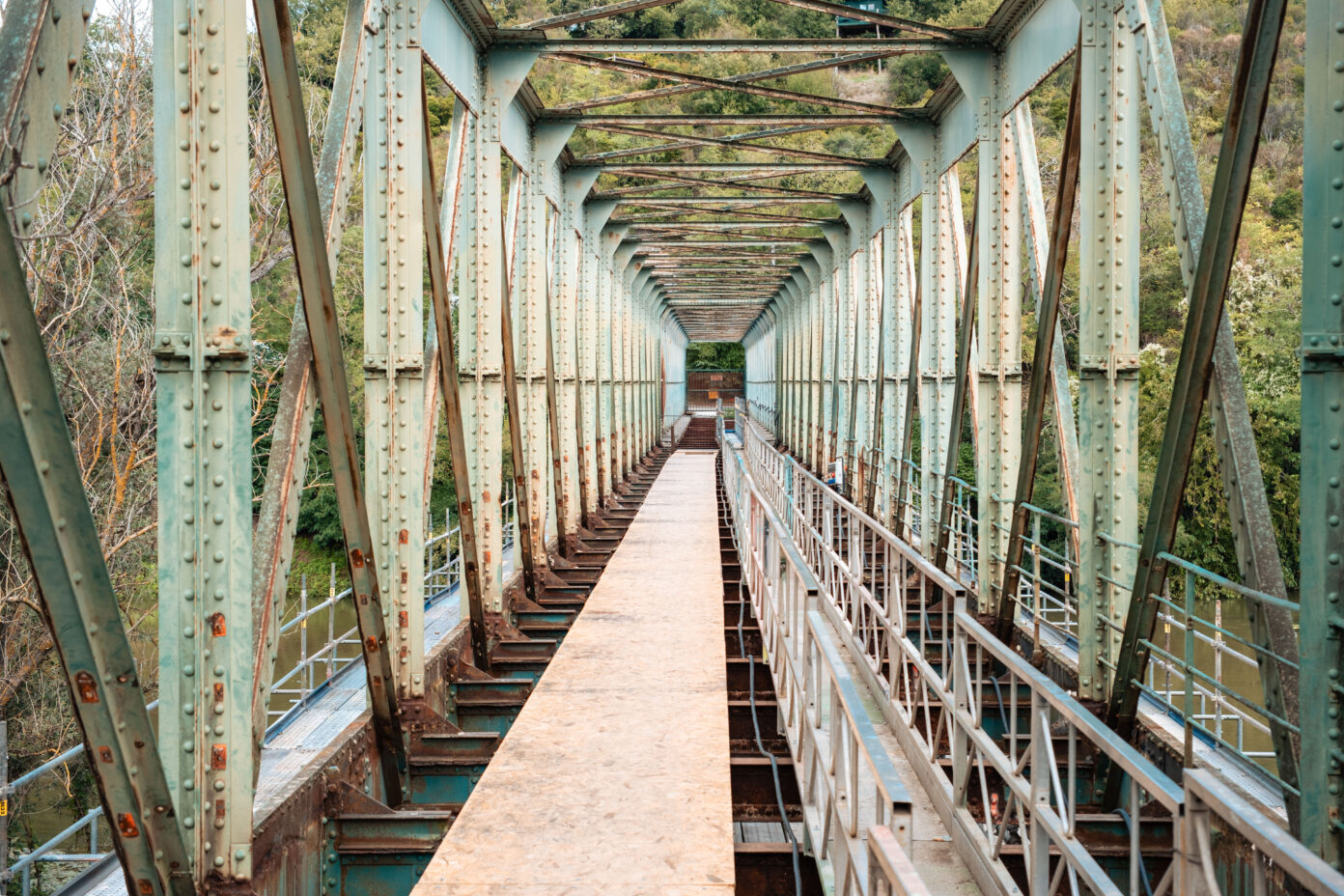 RESTAURATION EN COURS ! VISITES COMMENTÉES AUTOUR DU PONT DE FER DE LACROIX-FALGARDE Pont de fer de Lacroix-Fagarde Lacroix-Falgarde