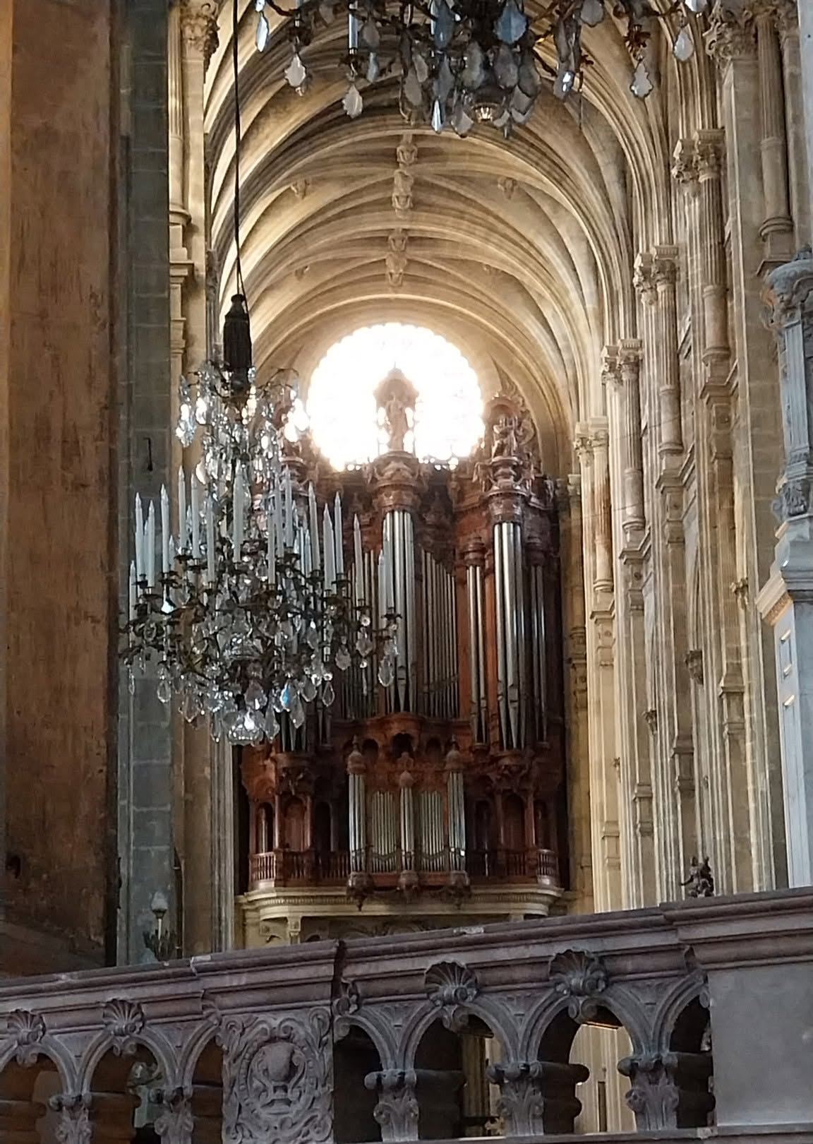Décor intérieur de l’église Saint-Eustache