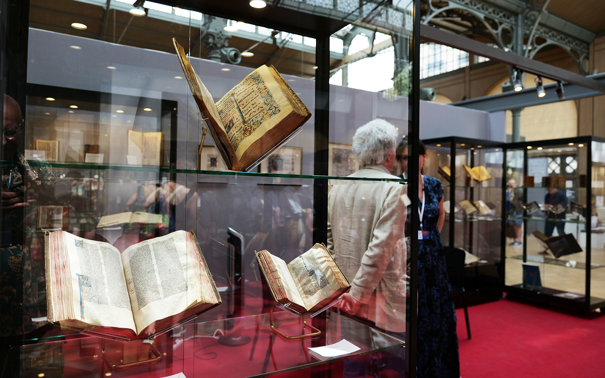 Salon international du livre rare & des arts graphiques, nouvelle édition au Carreau du Temple Le Carreau du Temple Paris