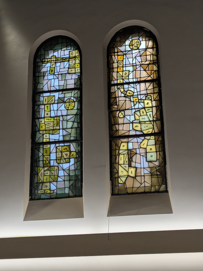 Sept vitraux de Léon Zack, Maison Saint-Sulpice, Paris