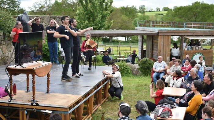 Spectacle : « Balade improvisée sur le patrimoine en péril », Chateau de Mauléon, Mauléon