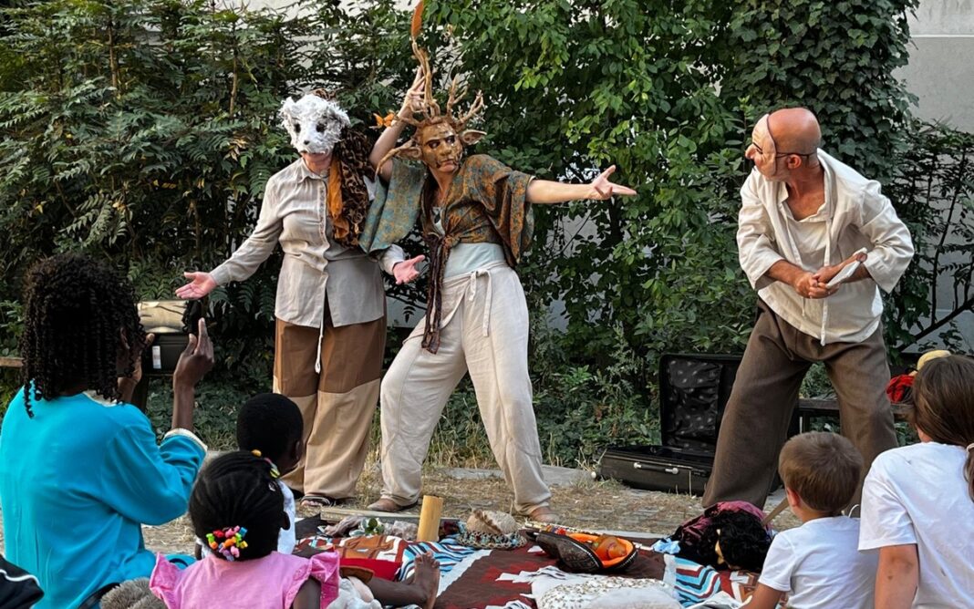 Spectacle gratuit en plein air : La Cabane à Histoires Stade Elisabeth Paris