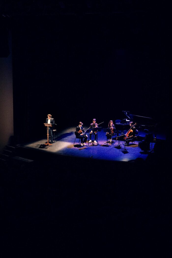 SPECTACLE : JE N&rsquo;AIME PAS LE CLASSIQUE, MAIS AVEC ALEX VIZOREK J&rsquo;AIME BIEN, Le Douze, Cergy