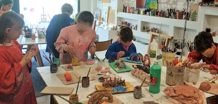 Stages de dessin, peinture, modelage pour enfants et ados, atelier Citrouille, Bordeaux