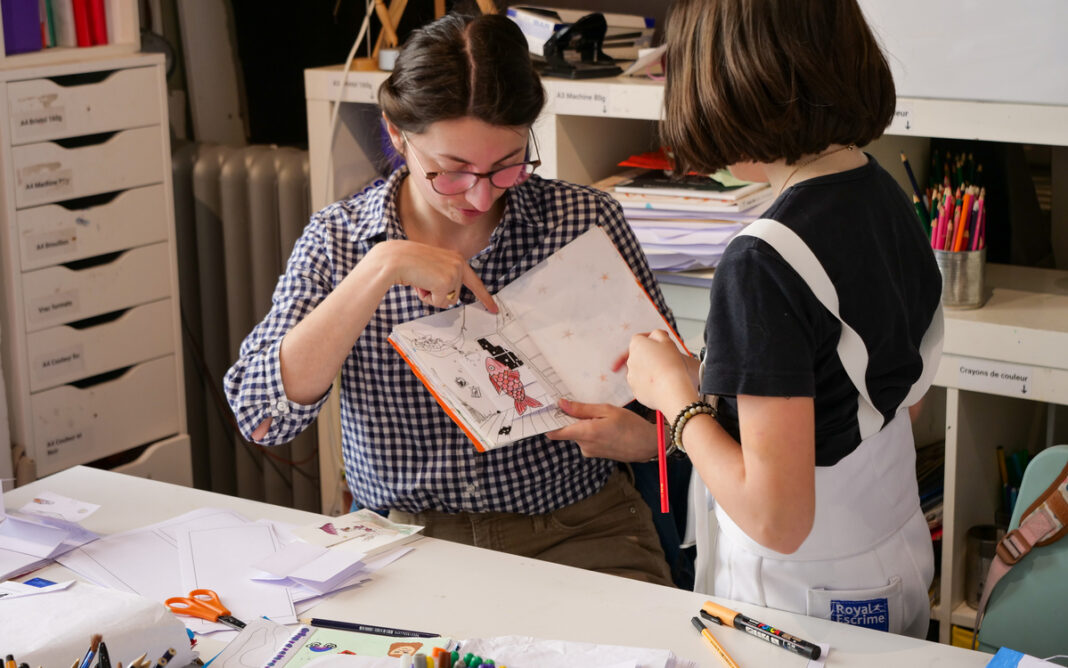 Stages d’été pour les enfants de 3 à 15 ans ! art-exprim Paris
